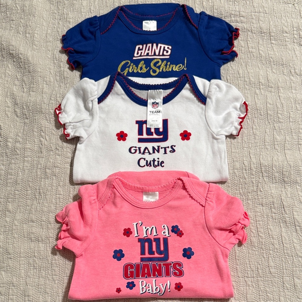 NFL Team Apparel - 3-Pack Baby Girls New York Giants Short Sleeve Bodysuits